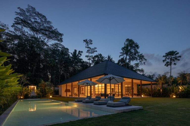 Luxury Home Rental Companies: A Complete Guide to High-End Vacation Rentals and Management